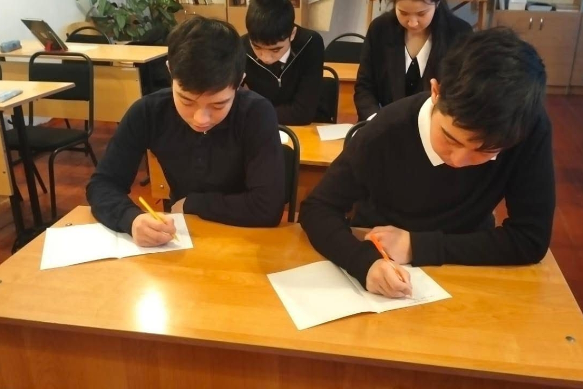 21 қараша күні КГУ «Лобанов орта мектебінің» 7-11 сынып оқушылары «Әділетті азамат» бағдарламасы және Бүкіләлемдік бала құқықтары күні аясында «Полиция және балалар – қауіпсіздік үшін бірге» атты мазмұндама жазды